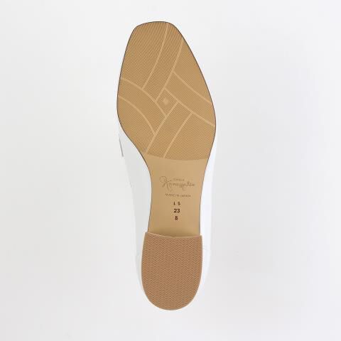 銀座かねまつ「LSBW2405STEWHT 【防水】【本革】【Bワイズ】アクアベルスレンダーローファー」|パンプス|