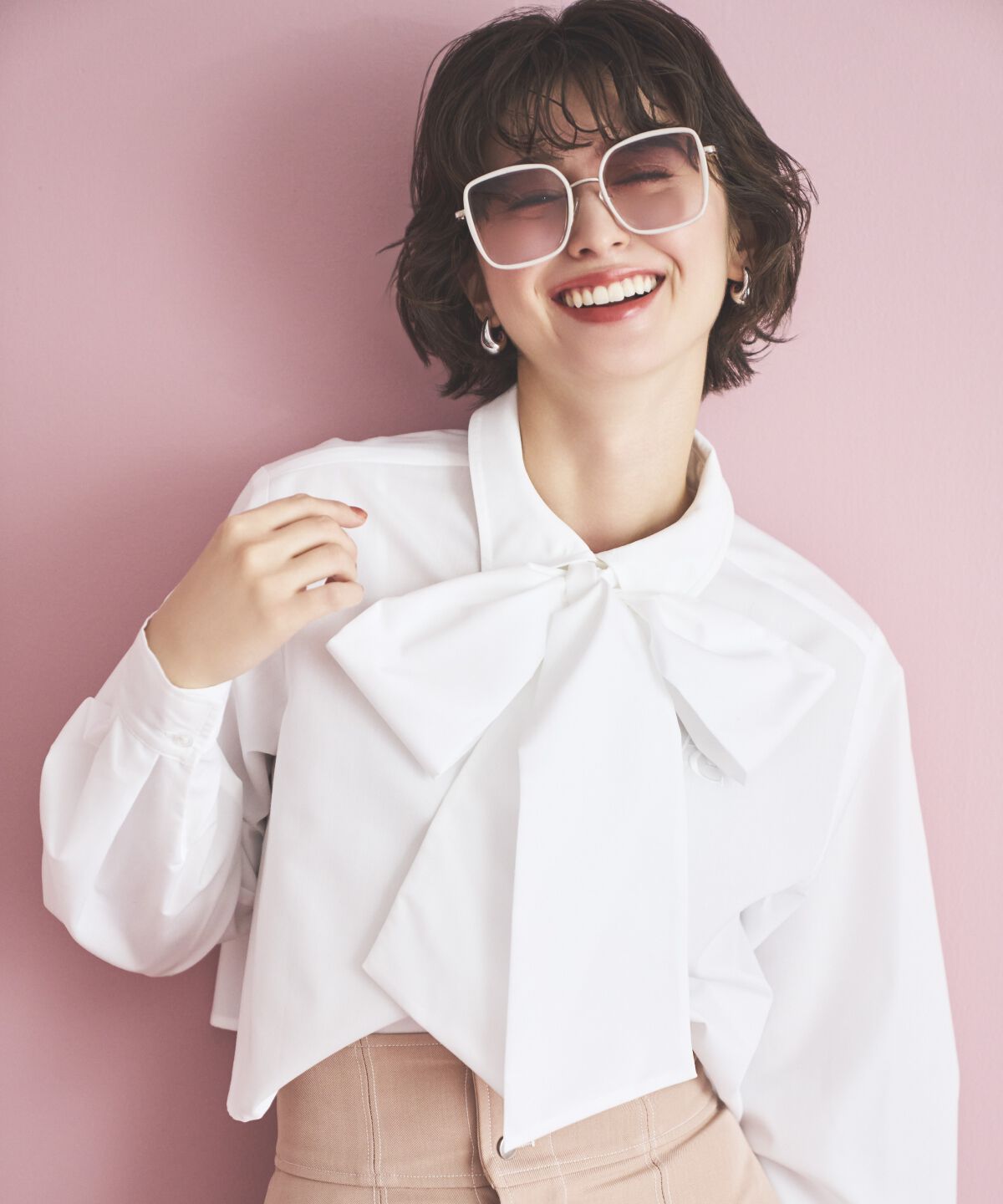 アンドクチュール「AC刺繍ボウタイシャツ」|シャツ・ブラウス|オフ