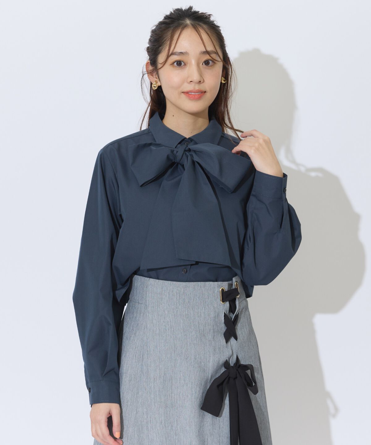 アンドクチュール「AC刺繍ボウタイシャツ」|シャツ・ブラウス|