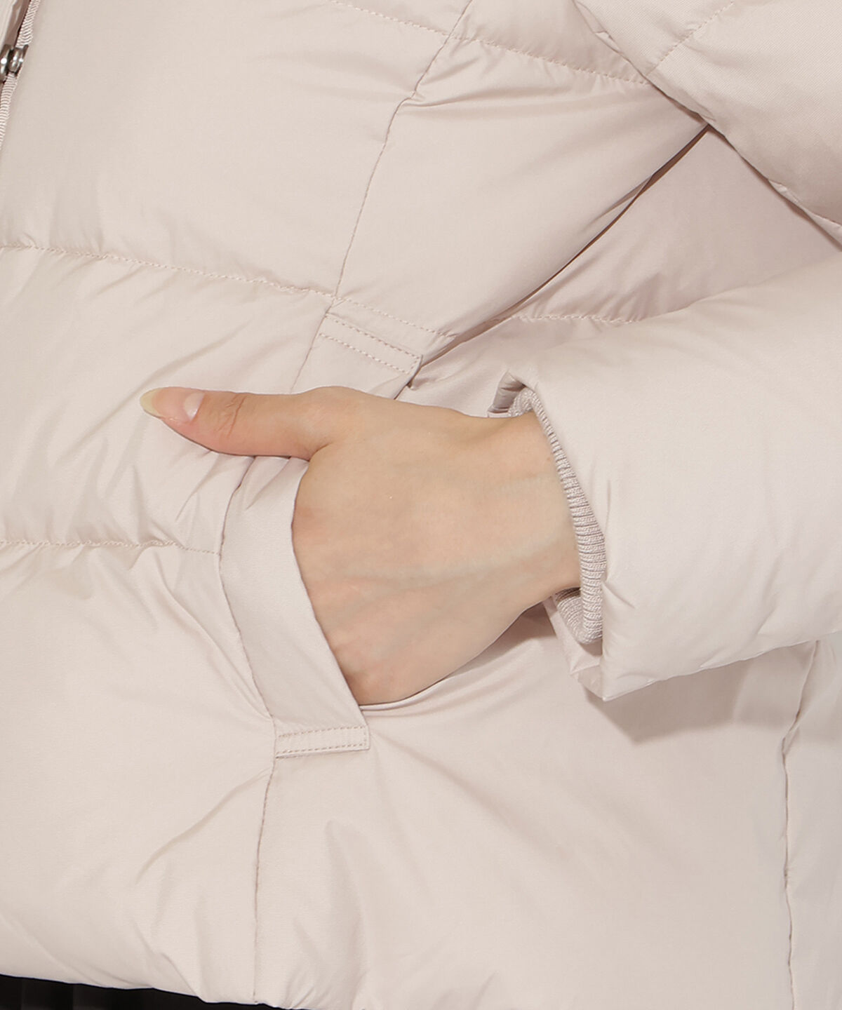 アンドクチュール「FOXファー付きプレミアムショートダウン」|ダウン|