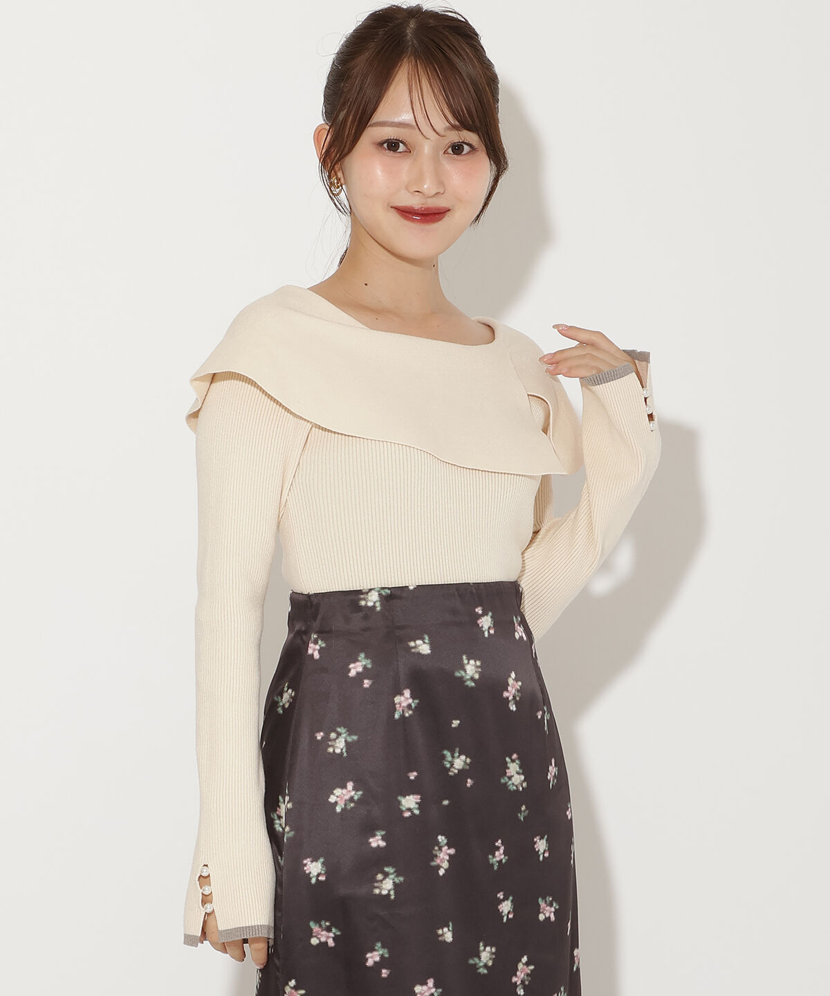 アンドクチュール「アシンメトリーカラーニットプルオーバー」|ニット・セーター|ﾗｲﾄﾍﾞｰｼﾞｭ