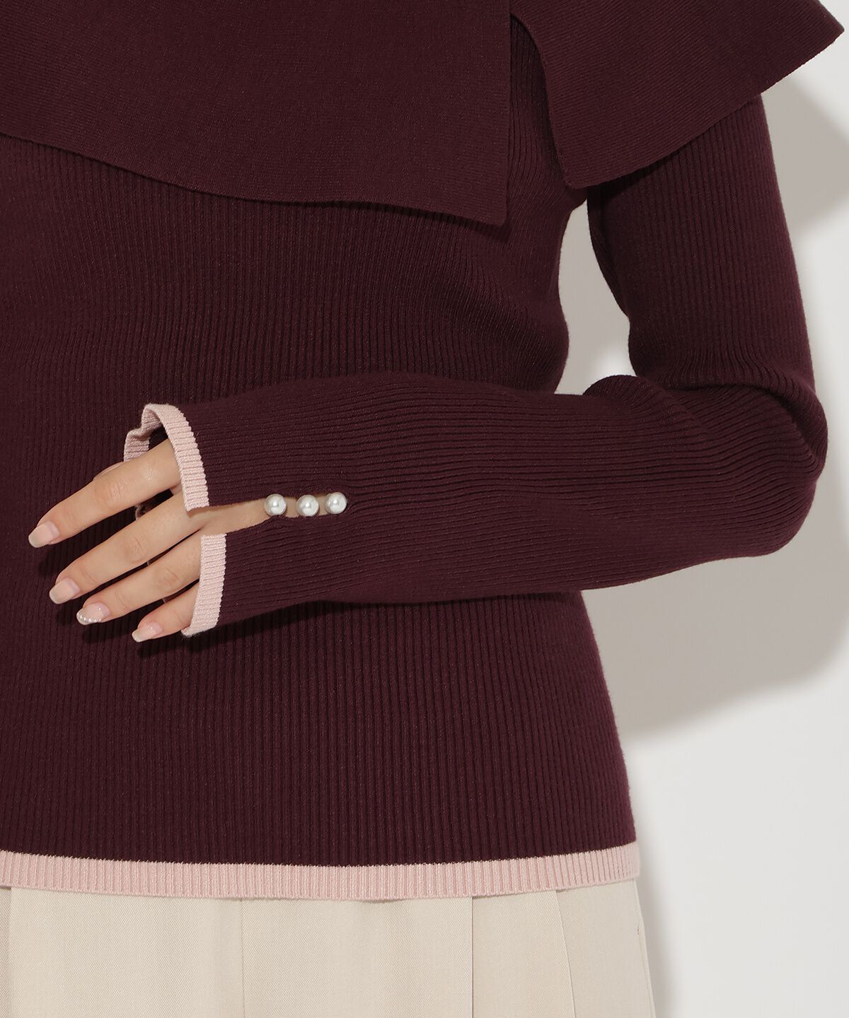 アンドクチュール「アシンメトリーカラーニットプルオーバー」|ニット・セーター|