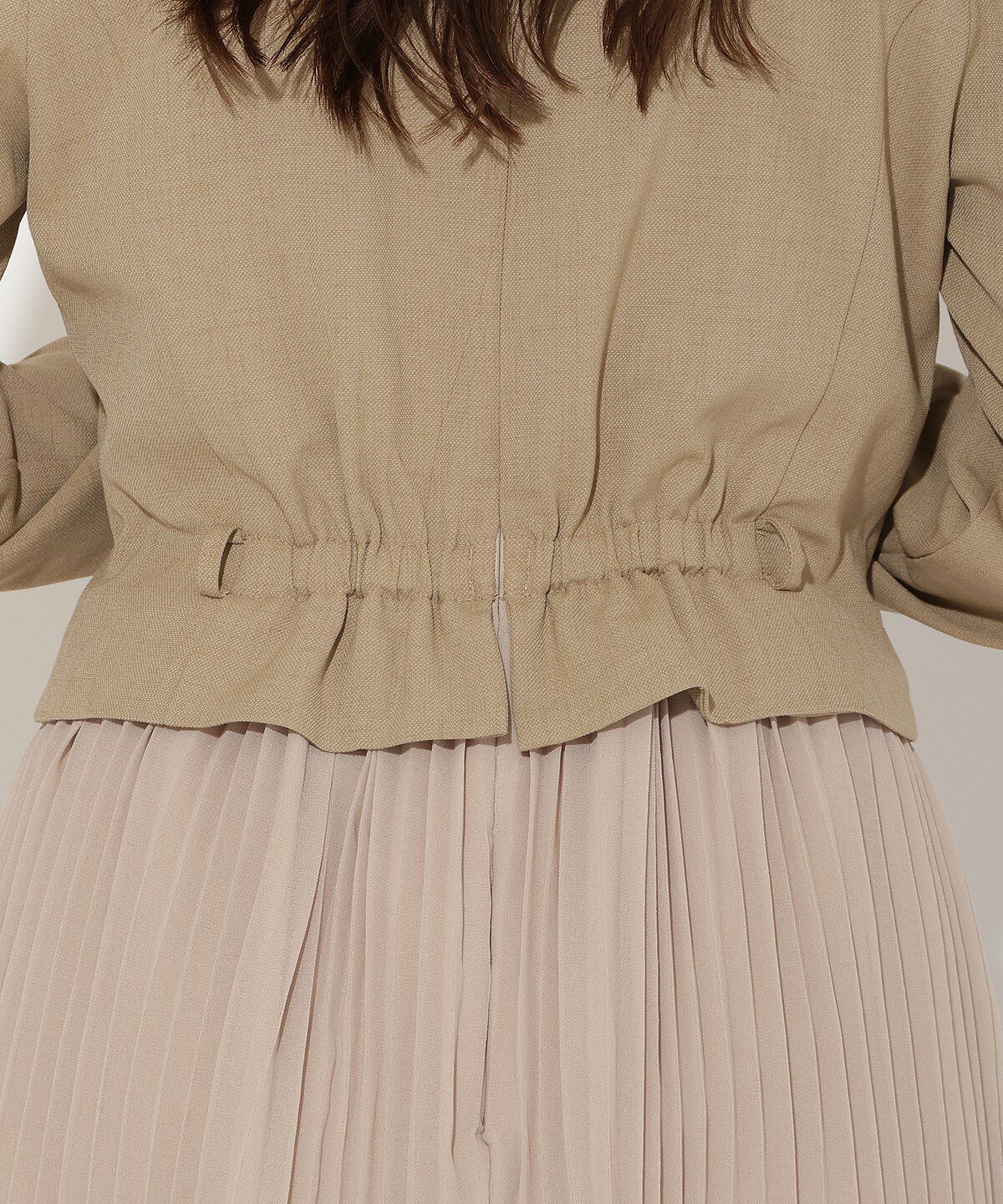 アンドクチュール「ジャケットレイヤードプリーツワンピース」|ワンピース|