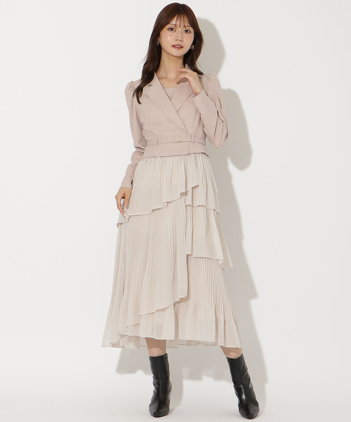 アンドクチュール「ジャケットレイヤードプリーツワンピース」|ワンピース|ピンク