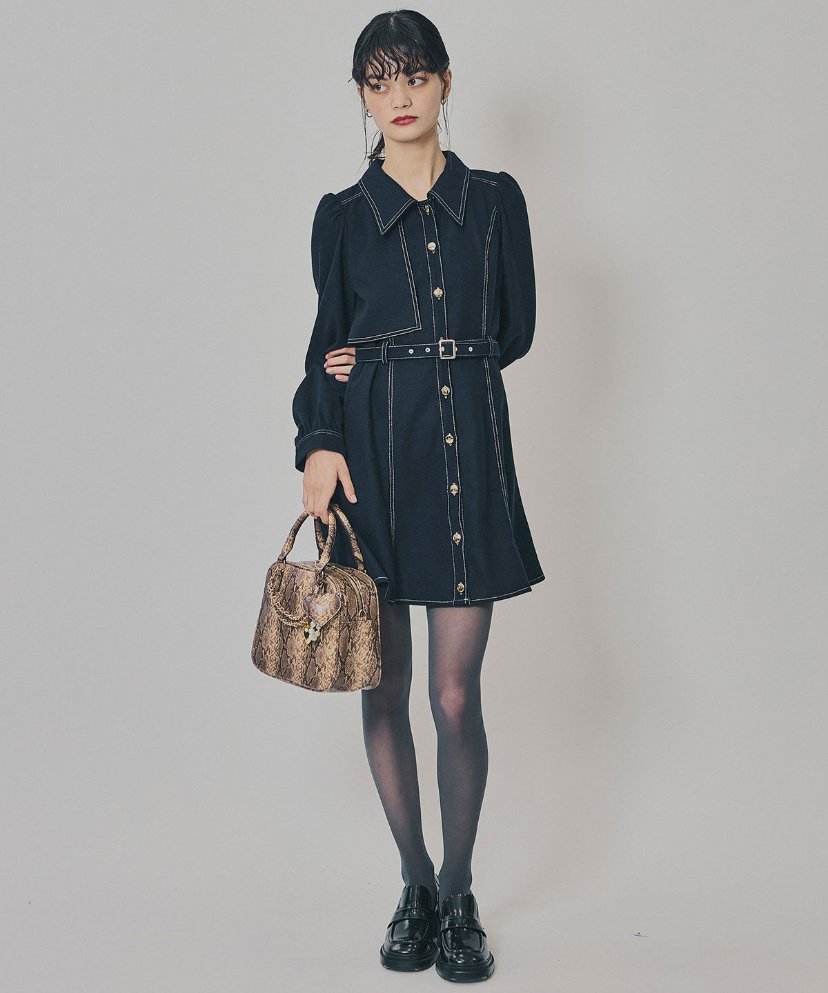 REDYAZEL「バイカラーステッチラインミニワンピース」|ワンピース|