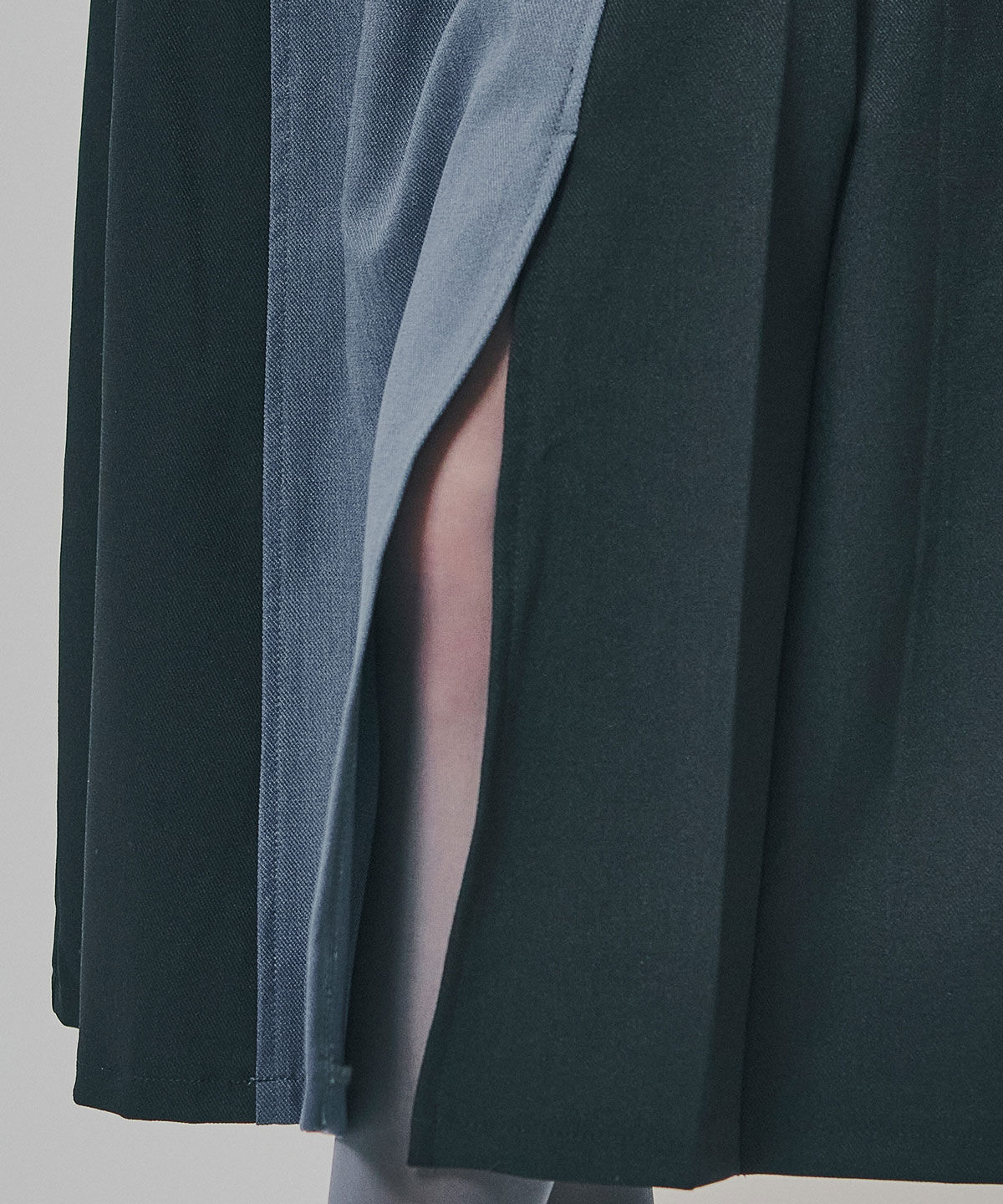 REDYAZEL「フロントジップバイカラージャンスカ」|ワンピース|