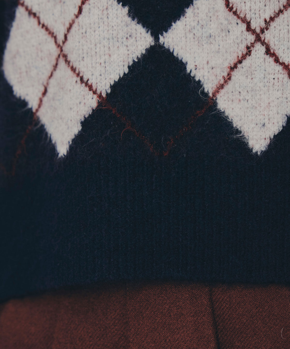 REDYAZEL「アーガイルVネックニットプルオーバー」|ニット・セーター|