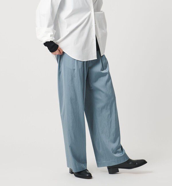 UNITED ARROWS「サテン 2タック ストレート パンツ」|チノ|LT.BLUE