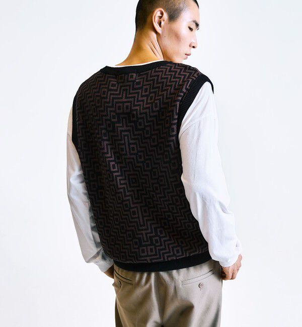 SHIPS「City Ambient Products:〈手洗い可能〉ジオメトリック ジャカード ニット ベスト」|ベスト・ジレ|