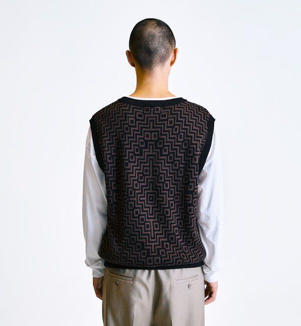 SHIPS「City Ambient Products:〈手洗い可能〉ジオメトリック ジャカード ニット ベスト」|ベスト・ジレ|