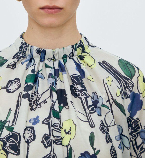 TOMORROWLAND collection「フラワーベッドプリント ネックギャザーブラウス」|シャツ・ブラウス|