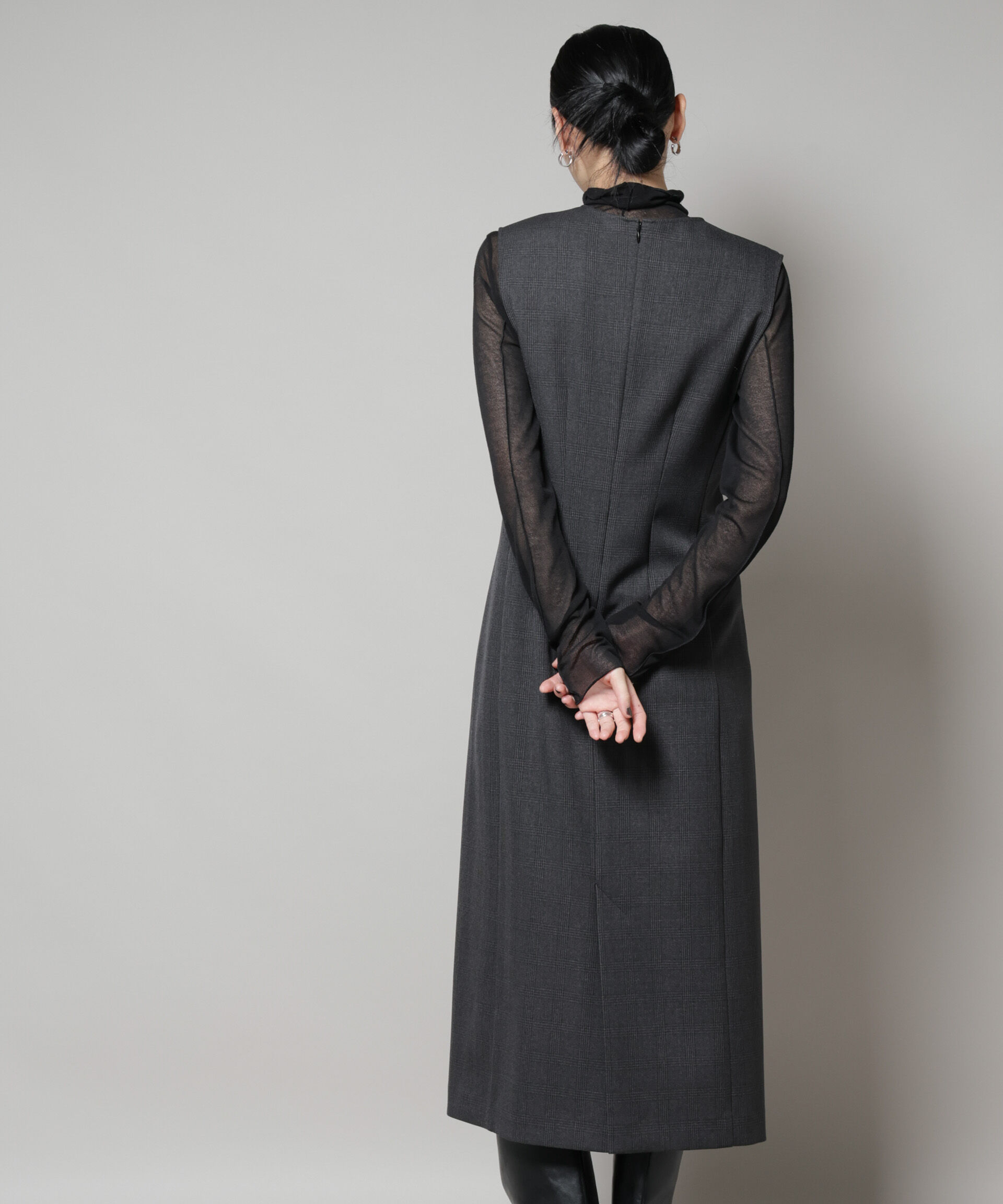 nano･universe「ストレッチサージチェックVネックワンピース(セットアップ可)」|ワンピース|