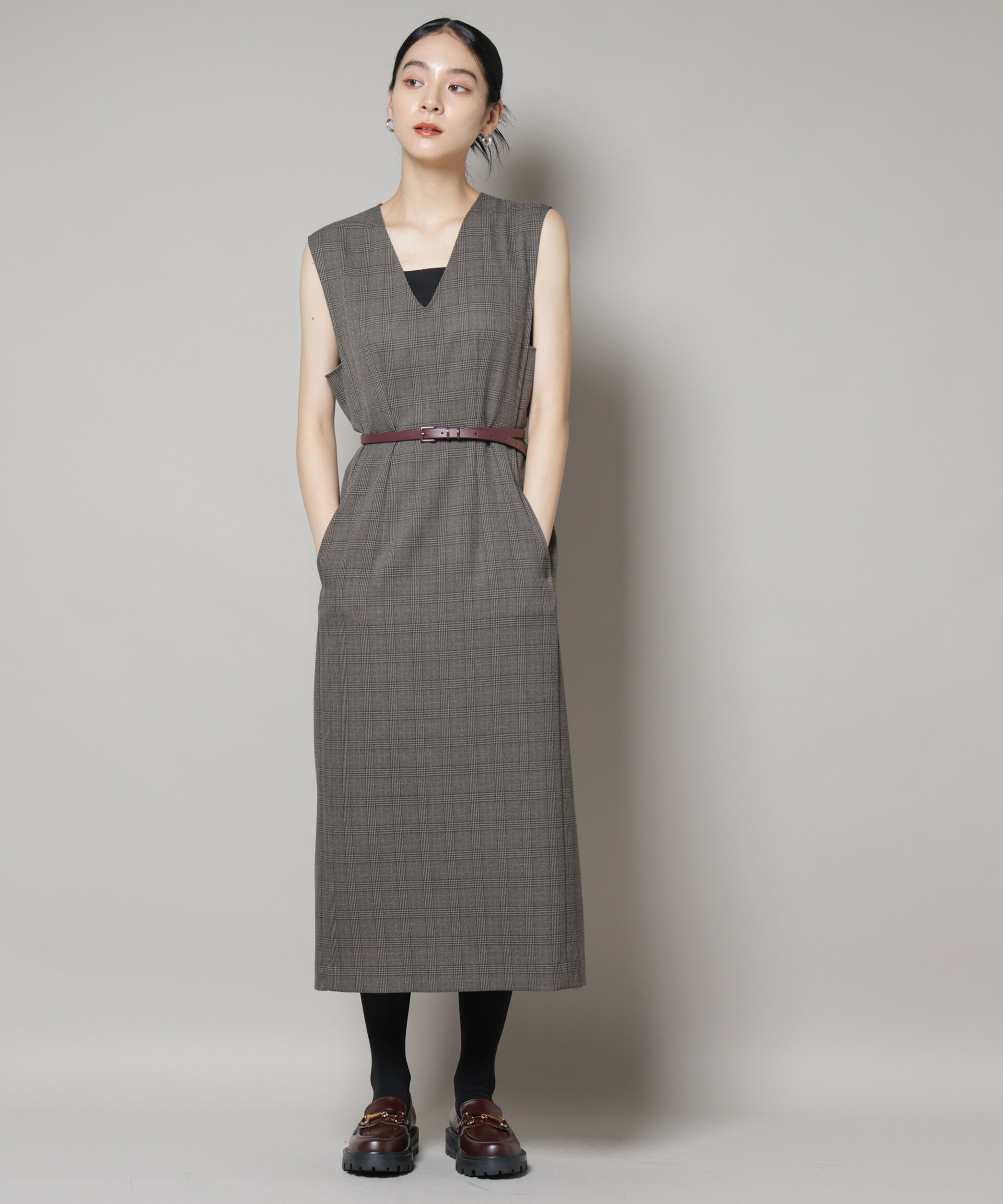 nano･universe「ストレッチサージチェックVネックワンピース(セットアップ可)」|ワンピース|