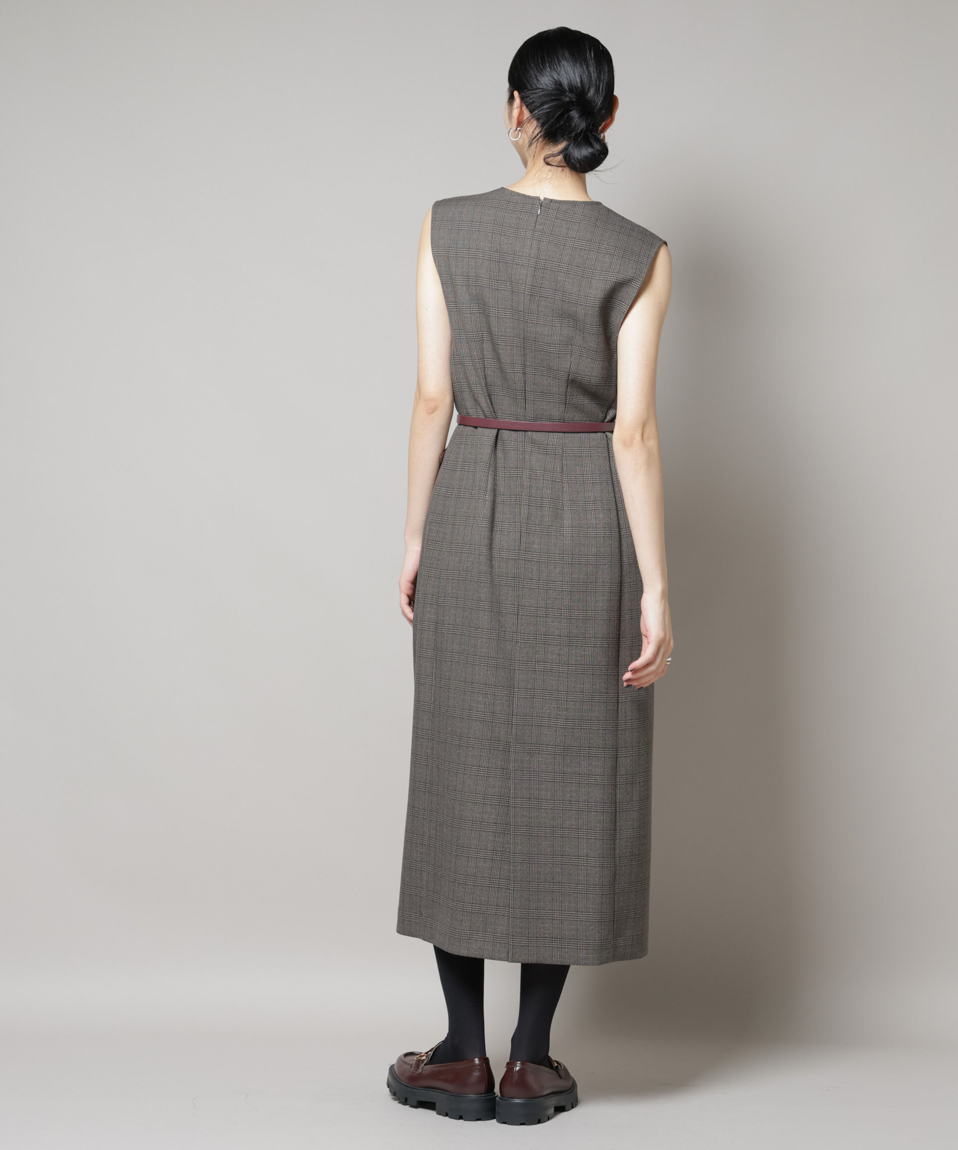 nano･universe「ストレッチサージチェックVネックワンピース(セットアップ可)」|ワンピース|