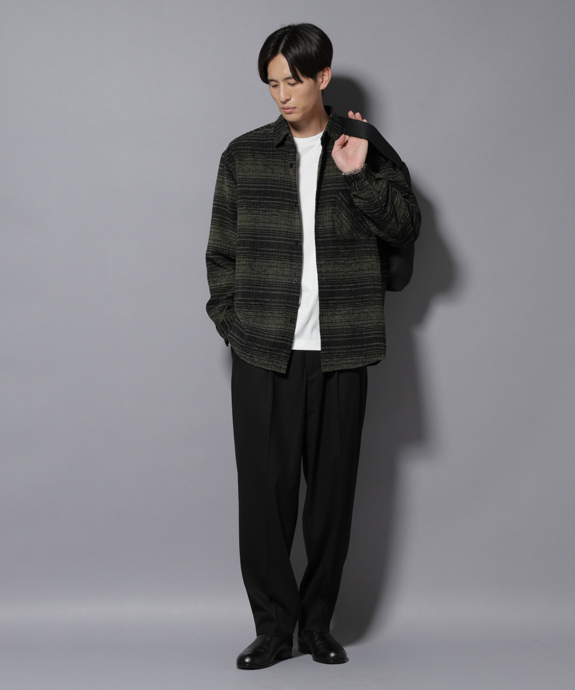 nano･universe「微起毛ワイド2タックテーパードパンツ」|チノ|