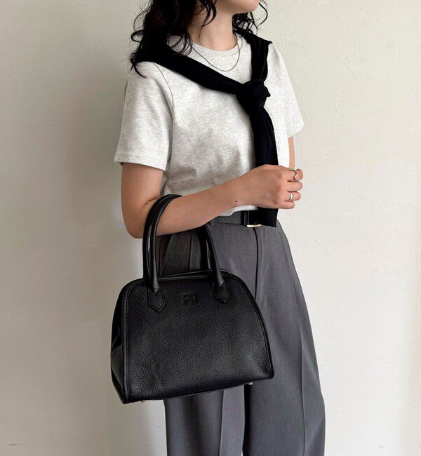 fredy emue「FR台形レザーバッグ」|ショルダー・メッセンジャー|