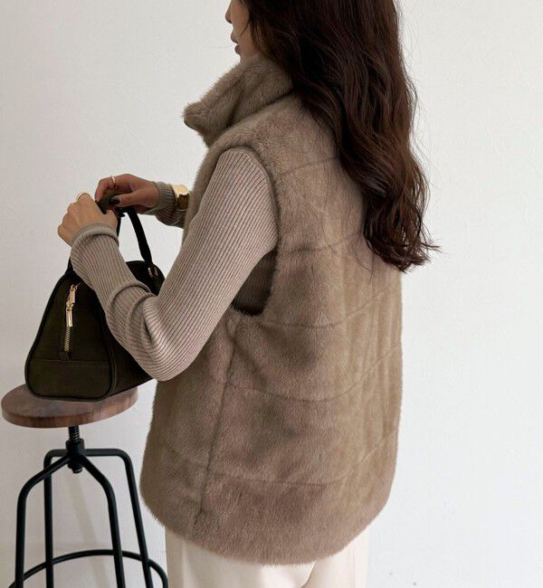 fredy emue「ボーダーキルトファーベスト」|ダウンベスト・ベスト|