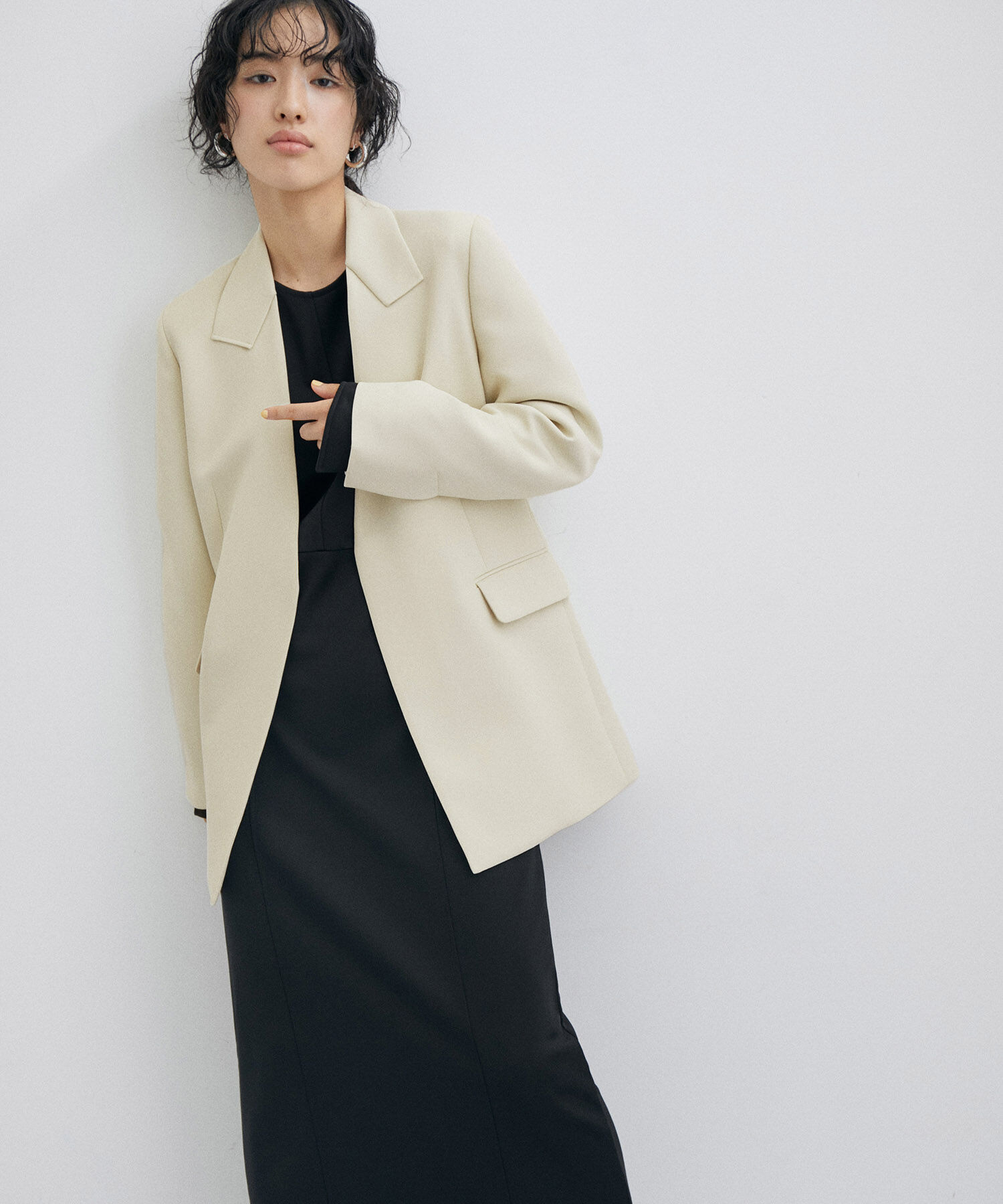 ADAM ET ROPE'「【サステナブル・セットアップ対応・オケージョン対応】シェイプフォルムシングルジャケット」|テーラードジャケット|
