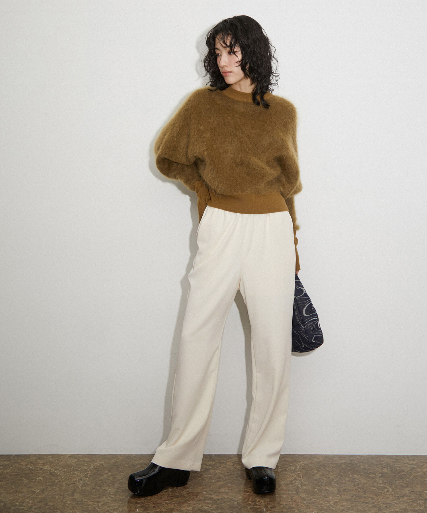 ADAM ET ROPE'「セミフレアイージーパンツ」|その他|