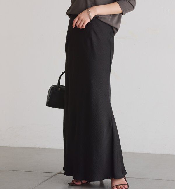  「【IDE監修大きめサイズ/WEB限定リバイバル】サテンマーメイドスカート」|スカート|