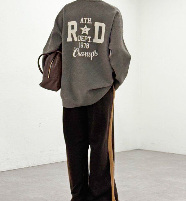  「【バックロゴが目を惹く】アスレチックロゴニット」|ニット・セーター|