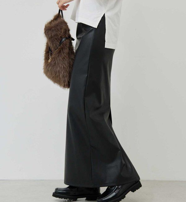  「フェイクレザータイトスカート」|スカート|