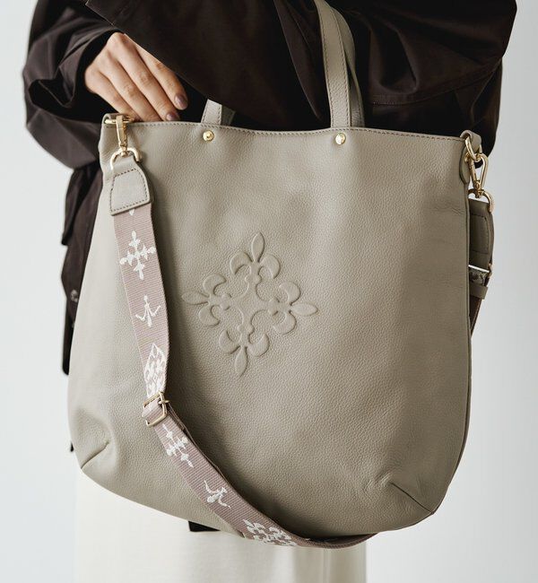  「エンボスモノグラム 2WAYトートバッグ」|トートバッグ|