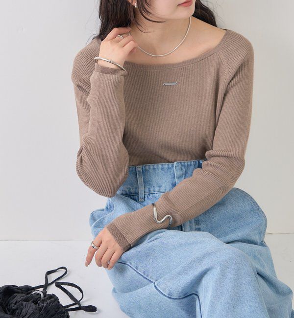  「プレート付きクルーリブニット」|ニット・セーター|