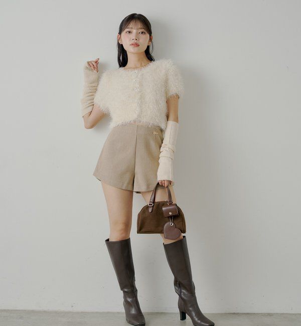  「【2サイズ展開あり】ブローチ付きコンパクトショートパンツ」|チノ|