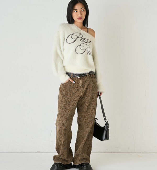  「SHAGGY LOGO OFF-SHOULDER KNIT」|ニット・セーター|