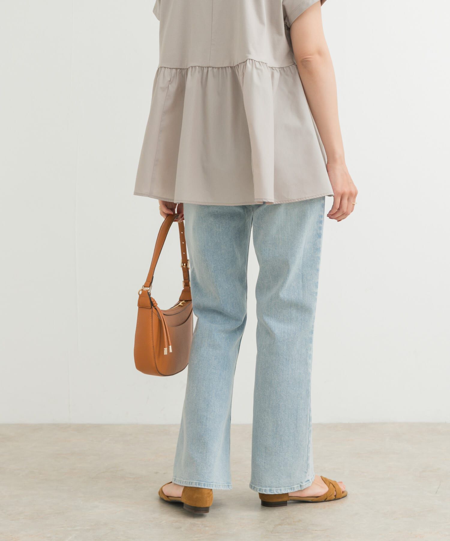 URBAN RESEARCH DOORS「ストレッチフレアデニムパンツ」|デニム|