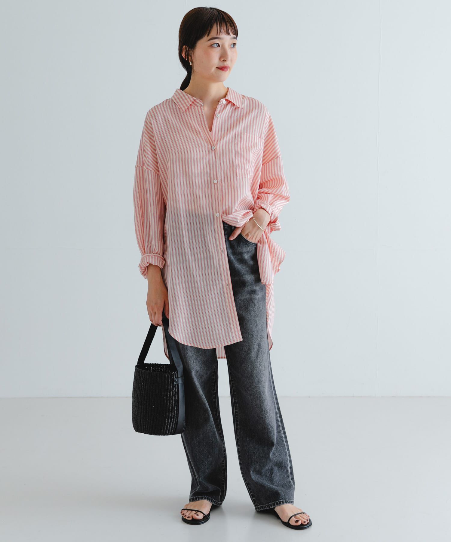 URBAN RESEARCH「『3サイズ展開』new basic　ストレートフィットデニムパンツ」|デニム|