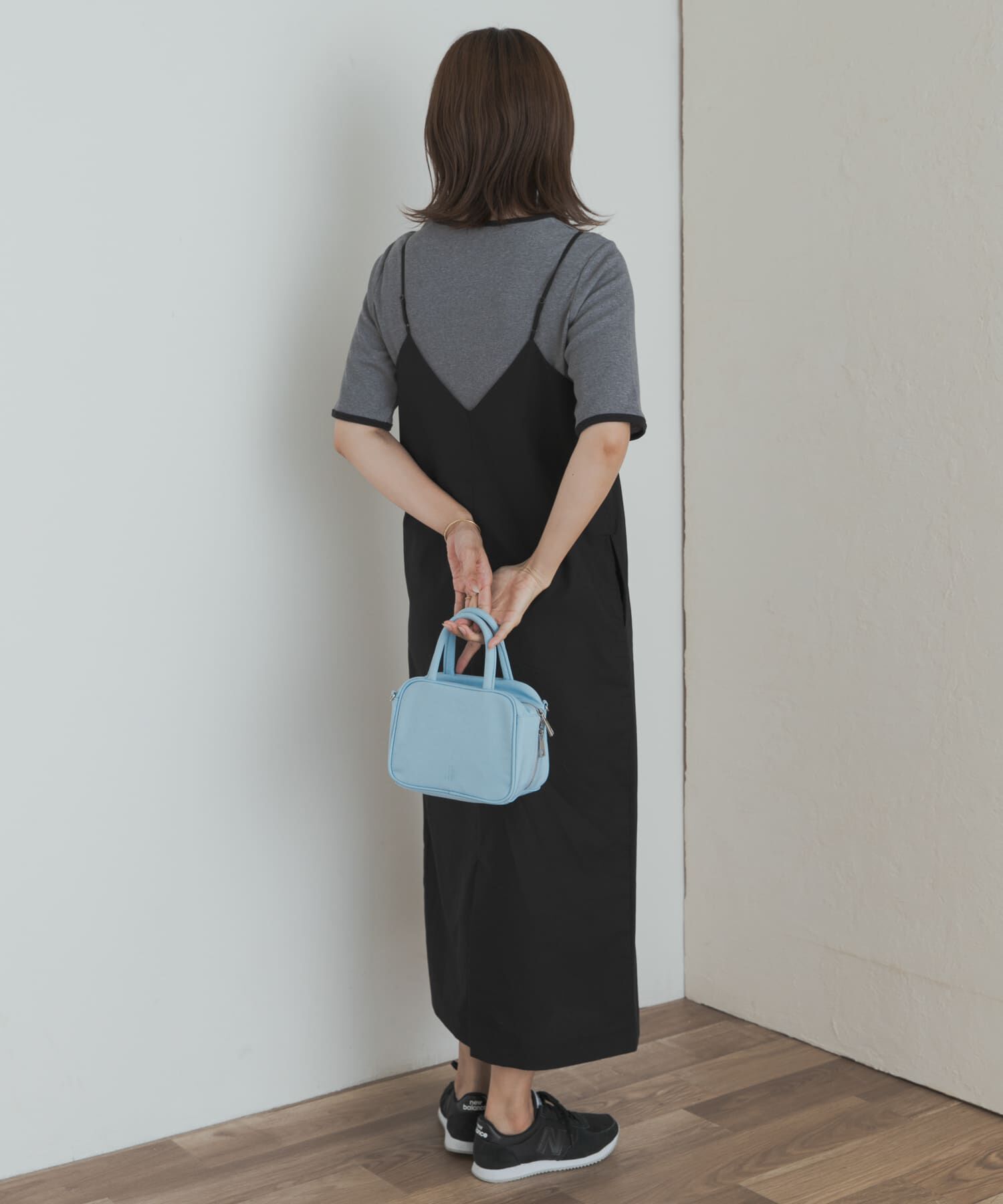 URBAN RESEARCH DOORS「バックVストレートキャミワンピース」|ワンピース|