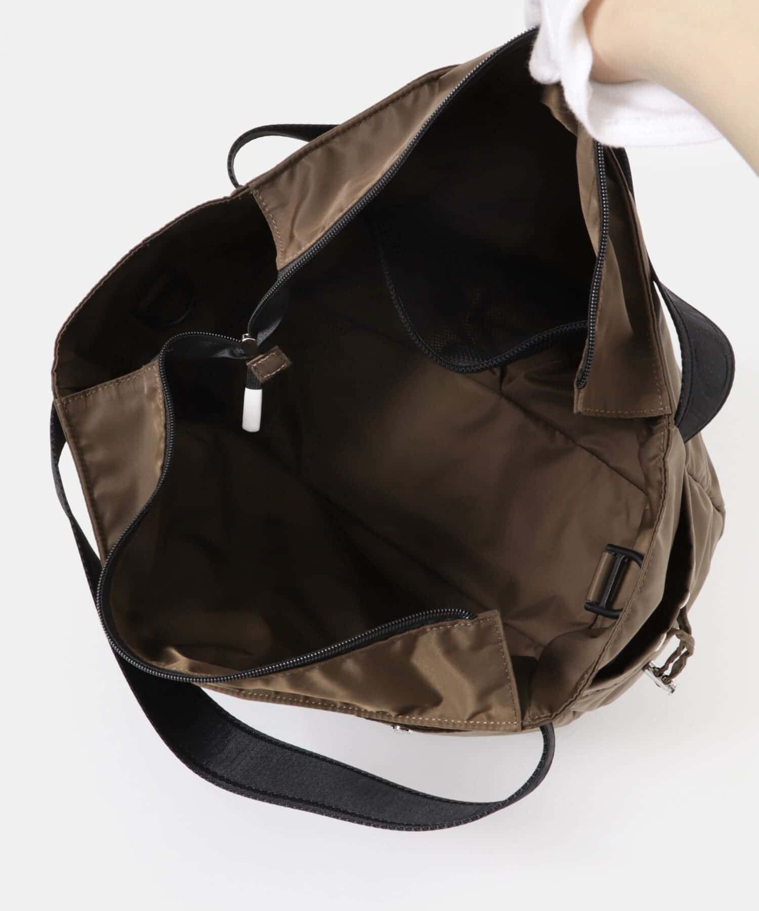 URBAN RESEARCH「『一部別注カラー』NOMADIS　BASQUE M SLD」|ショルダー・メッセンジャー|