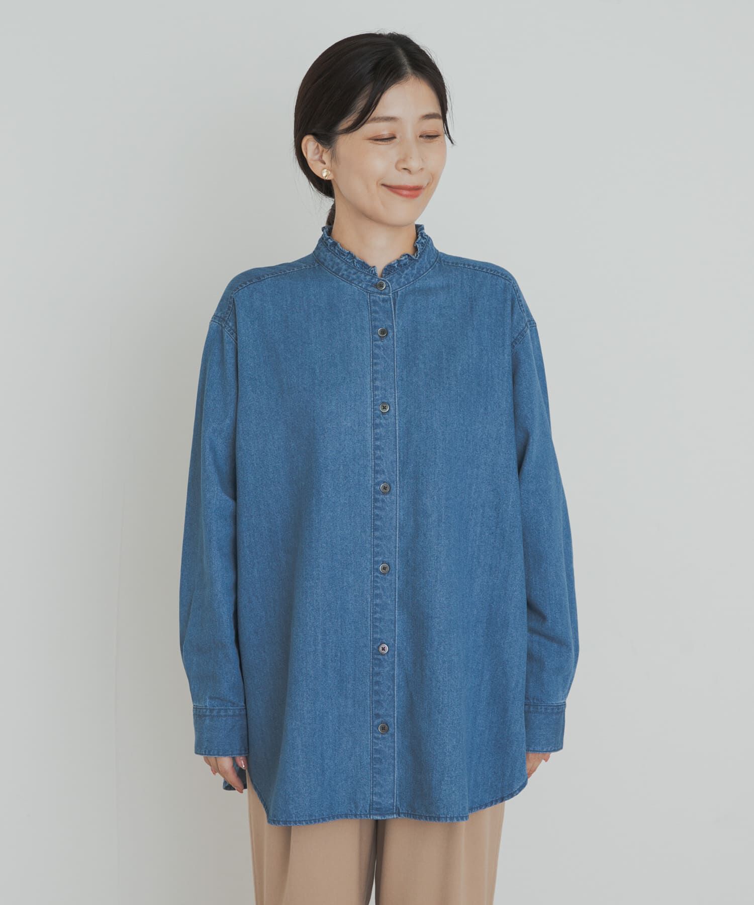 URBAN RESEARCH DOORS「デニムフリルスタンドシャツ」|シャツ・ブラウス|