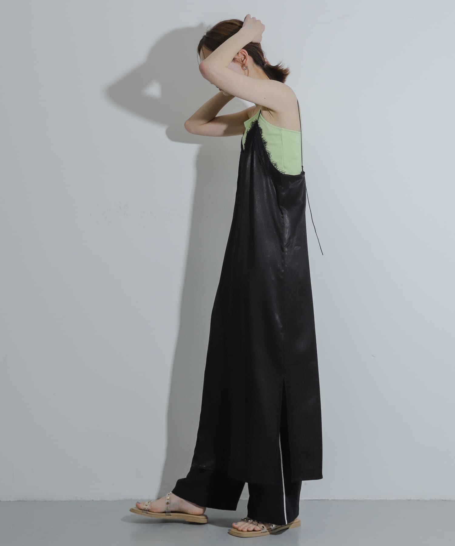 SENSE OF PLACE by URBAN RESEARCH「レースサテンキャミワンピース」|ワンピース|