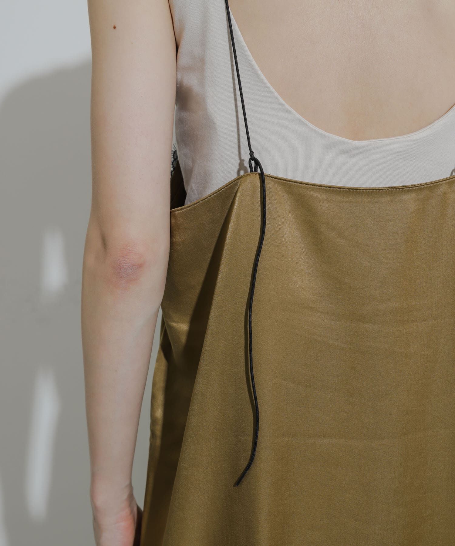 SENSE OF PLACE by URBAN RESEARCH「レースサテンキャミワンピース」|ワンピース|