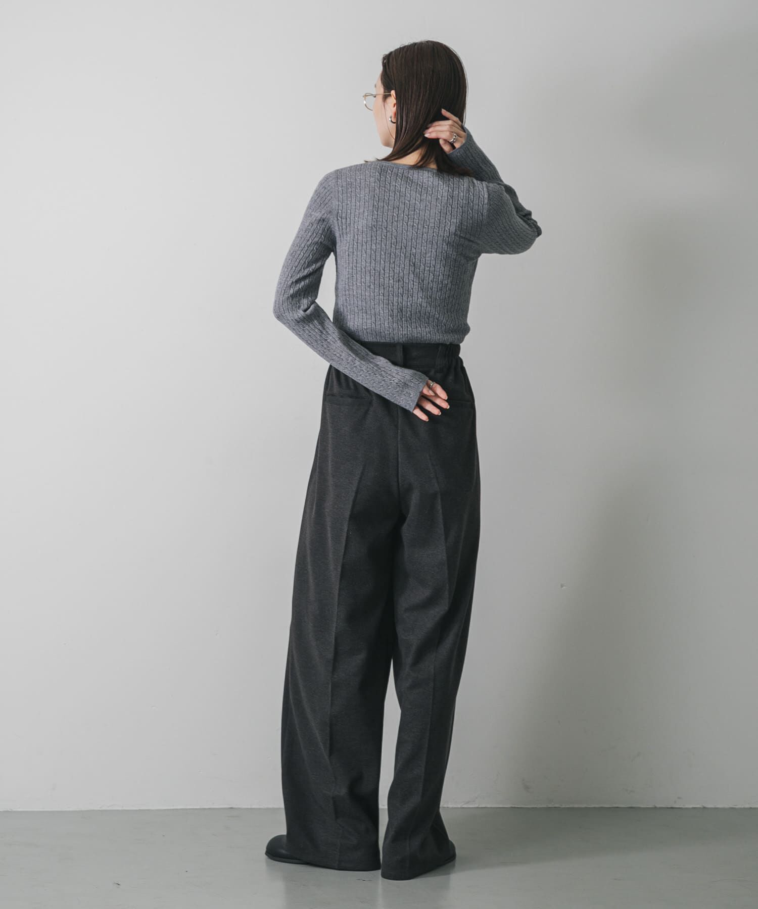 SENSE OF PLACE by URBAN RESEARCH「『洗濯可』シシュウヘンリーネックミニケーブルセーター」|ニット・セーター|