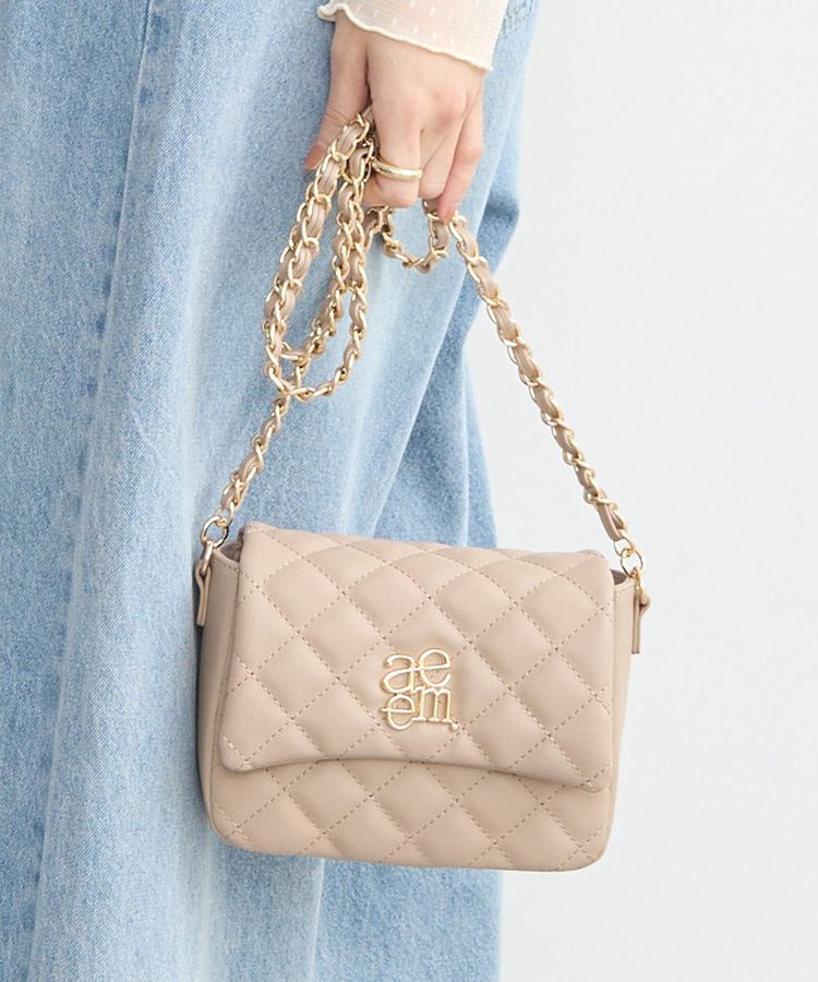 earth music&ecology「エンブレムロゴチェーンショルダーバッグ」|ショルダー・メッセンジャー|Beige