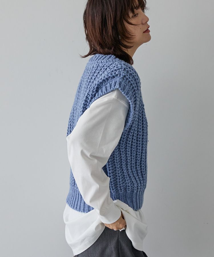 AMERICAN HOLIC「ローゲージVネックニットベスト」|ベスト・ジレ|