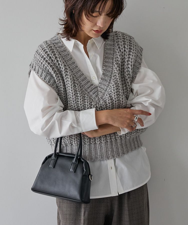 AMERICAN HOLIC「ローゲージVネックニットベスト」|ベスト・ジレ|