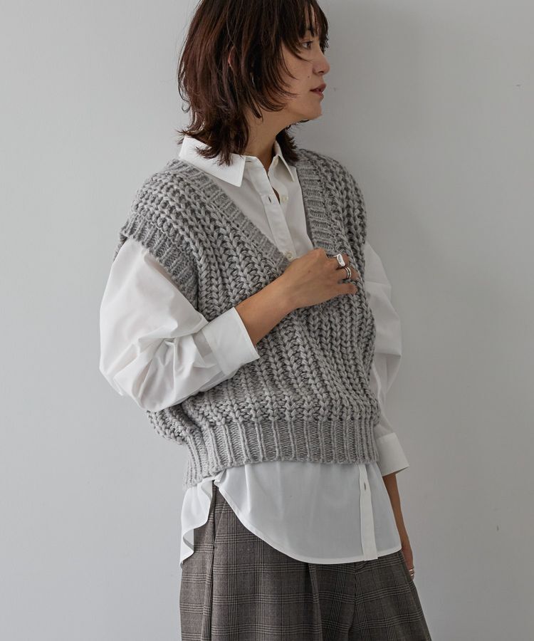 AMERICAN HOLIC「ローゲージVネックニットベスト」|ベスト・ジレ|