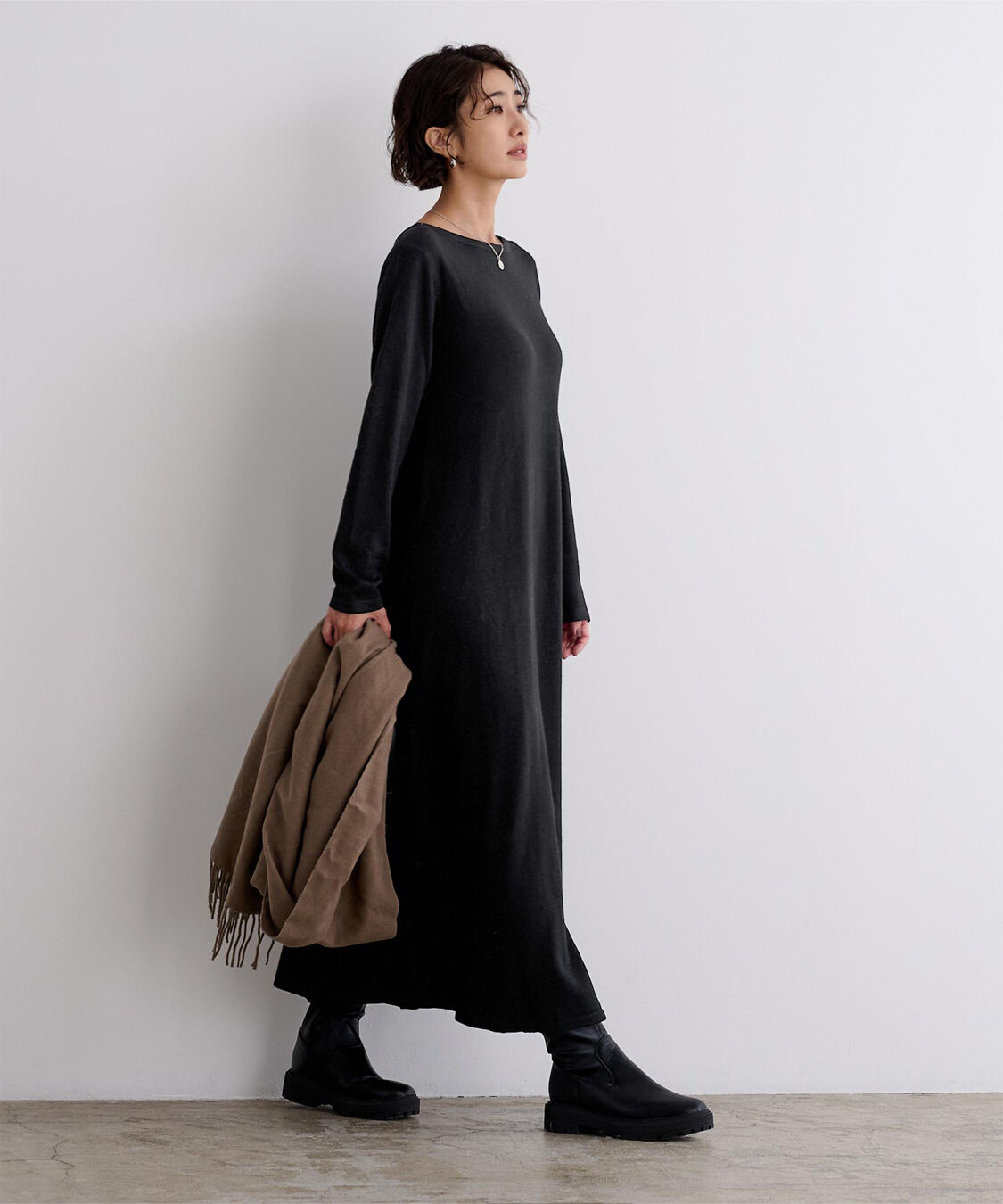 ur's「ボートネックロングニットワンピース」|ワンピース|