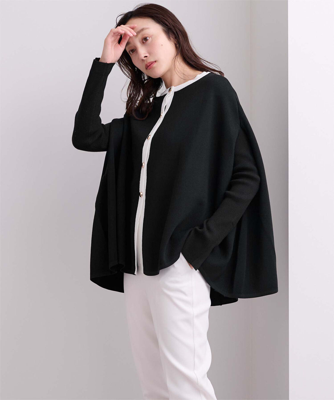 ur's「ゴールド釦ケープニットカーディガン」|カーディガン|