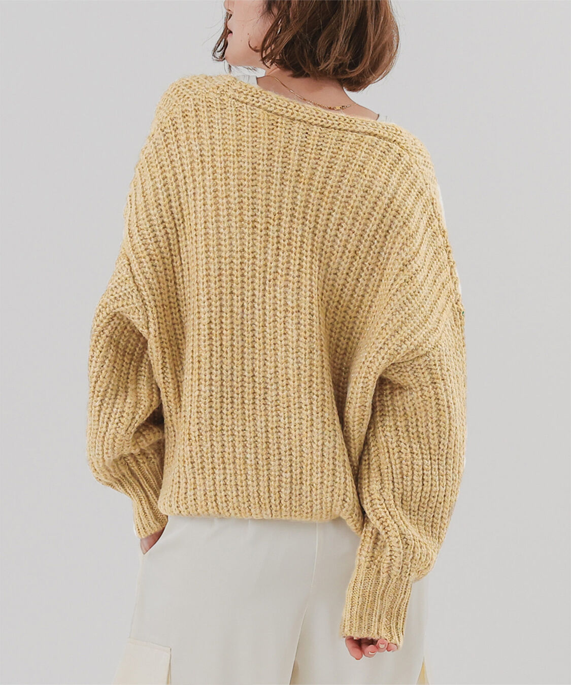 ur's「ラメローゲージVネックオーバーサイズニット」|ニット・セーター|