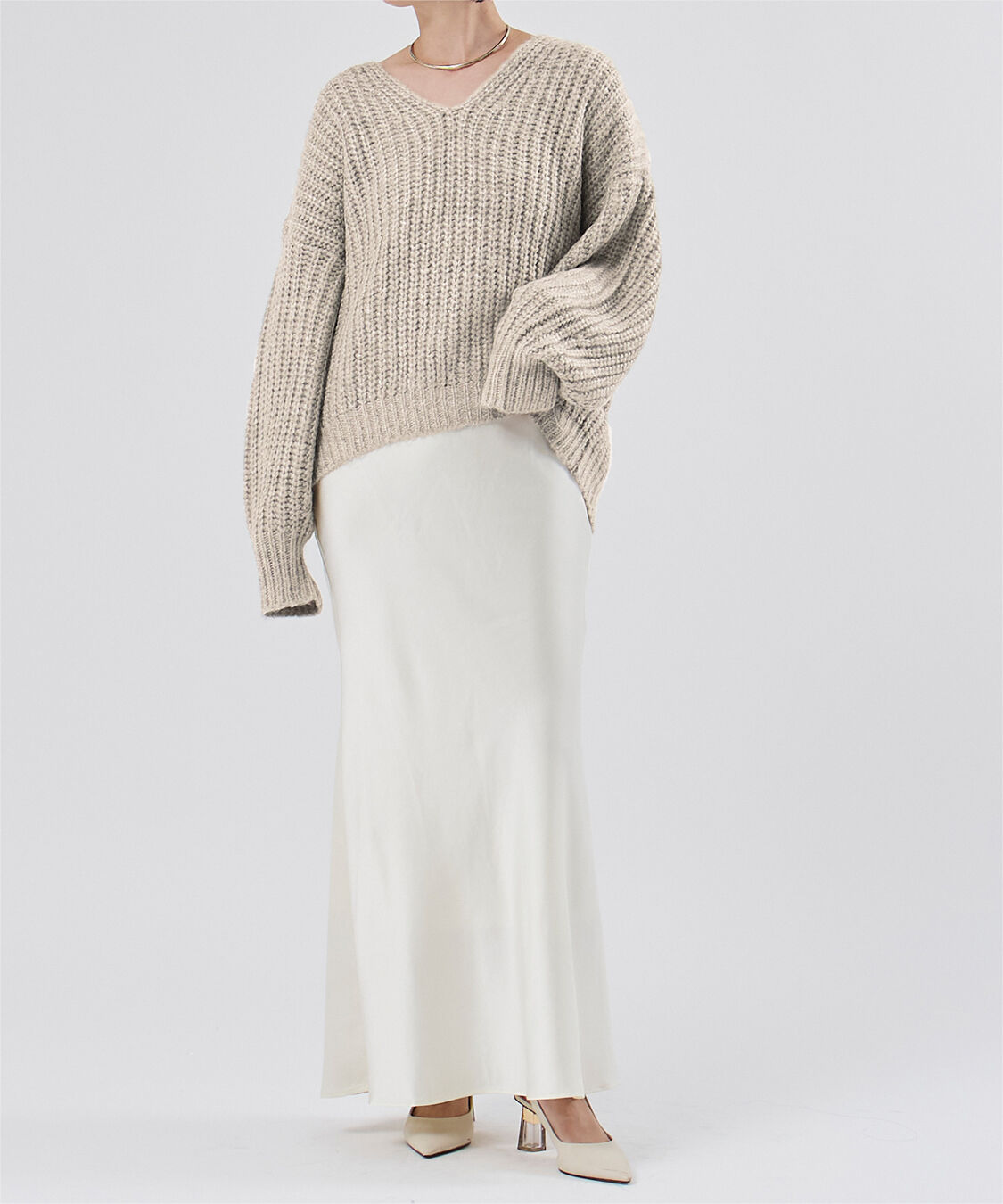 ur's「ラメローゲージVネックオーバーサイズニット」|ニット・セーター|