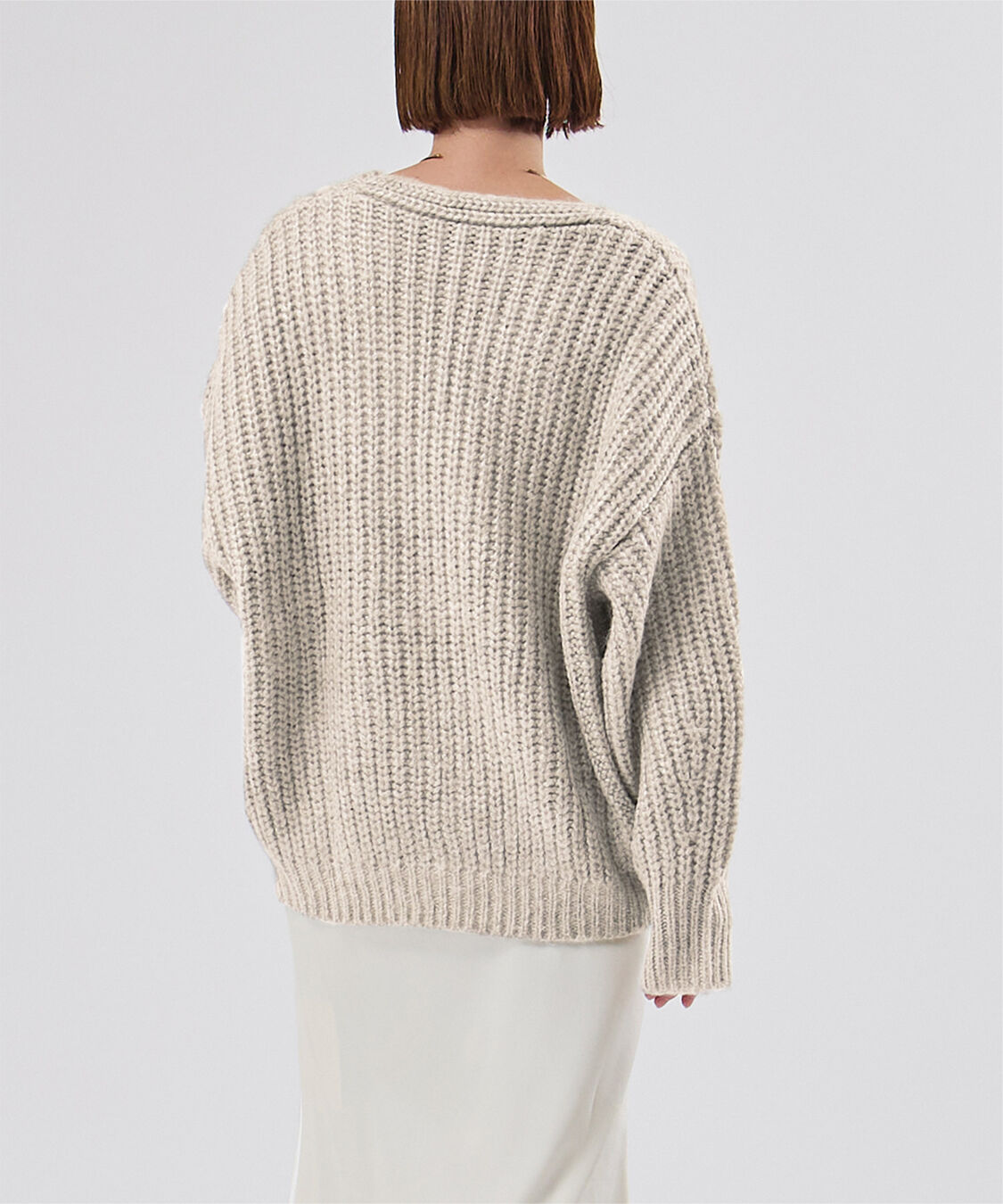 ur's「ラメローゲージVネックオーバーサイズニット」|ニット・セーター|