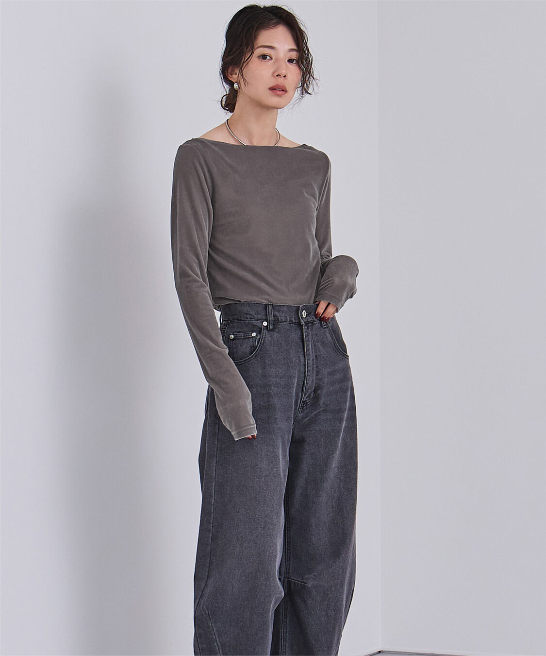 ur's「【黒川翼さんコラボアイテム】2wayボートネックベロアトップス」|Tシャツ・カットソー|