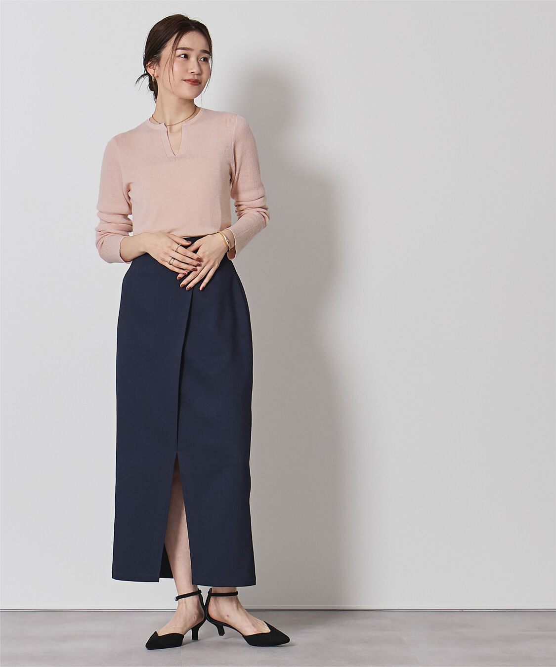 ur's「チクチクしないウールブレンドキーネックリブニット」|ニット・セーター|