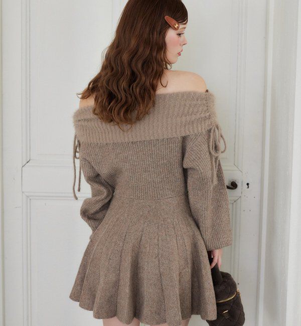  「オフショルプリーツニットミニワンピ」|ワンピース|